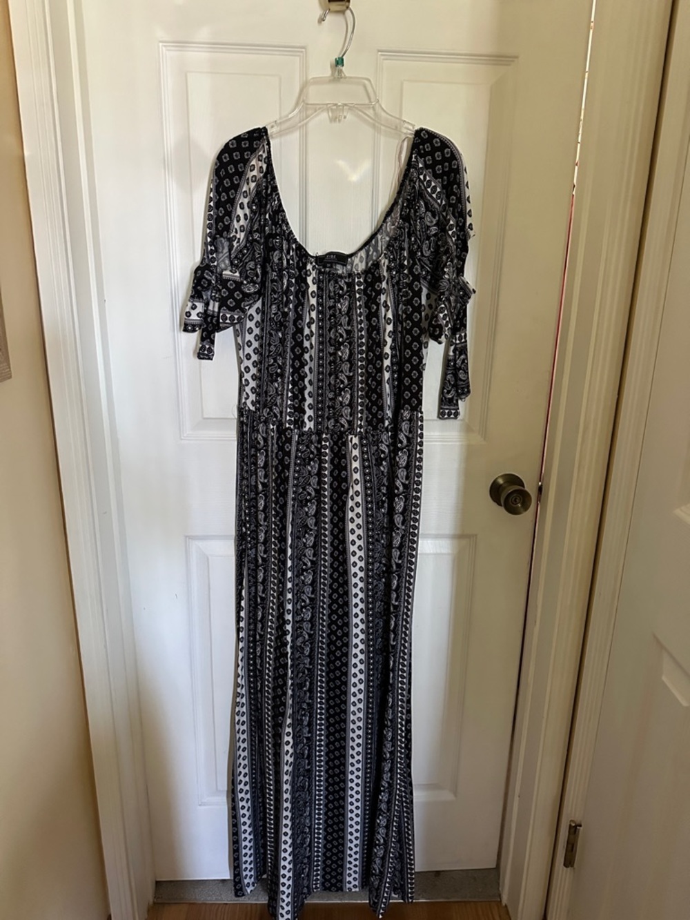 Vibe Black & White Patterned Maxi Dress with Cold-Shoulder Ties
